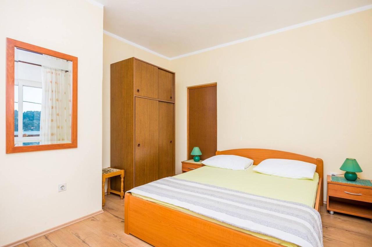 Violic Apartments Затон Екстериор снимка